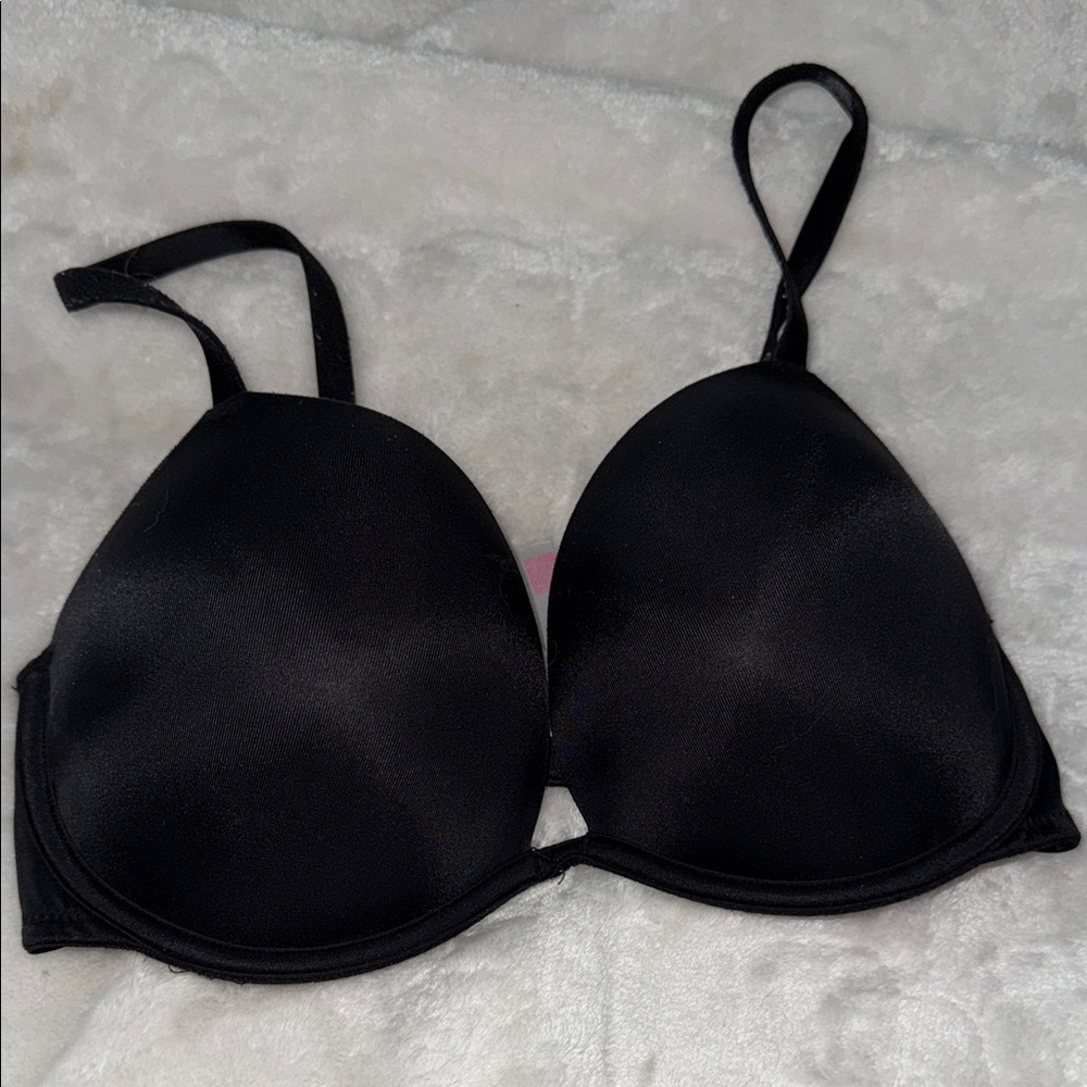 PINK Victoria's Secret -Wear Everywhere Super Push- Black Bra -32DD